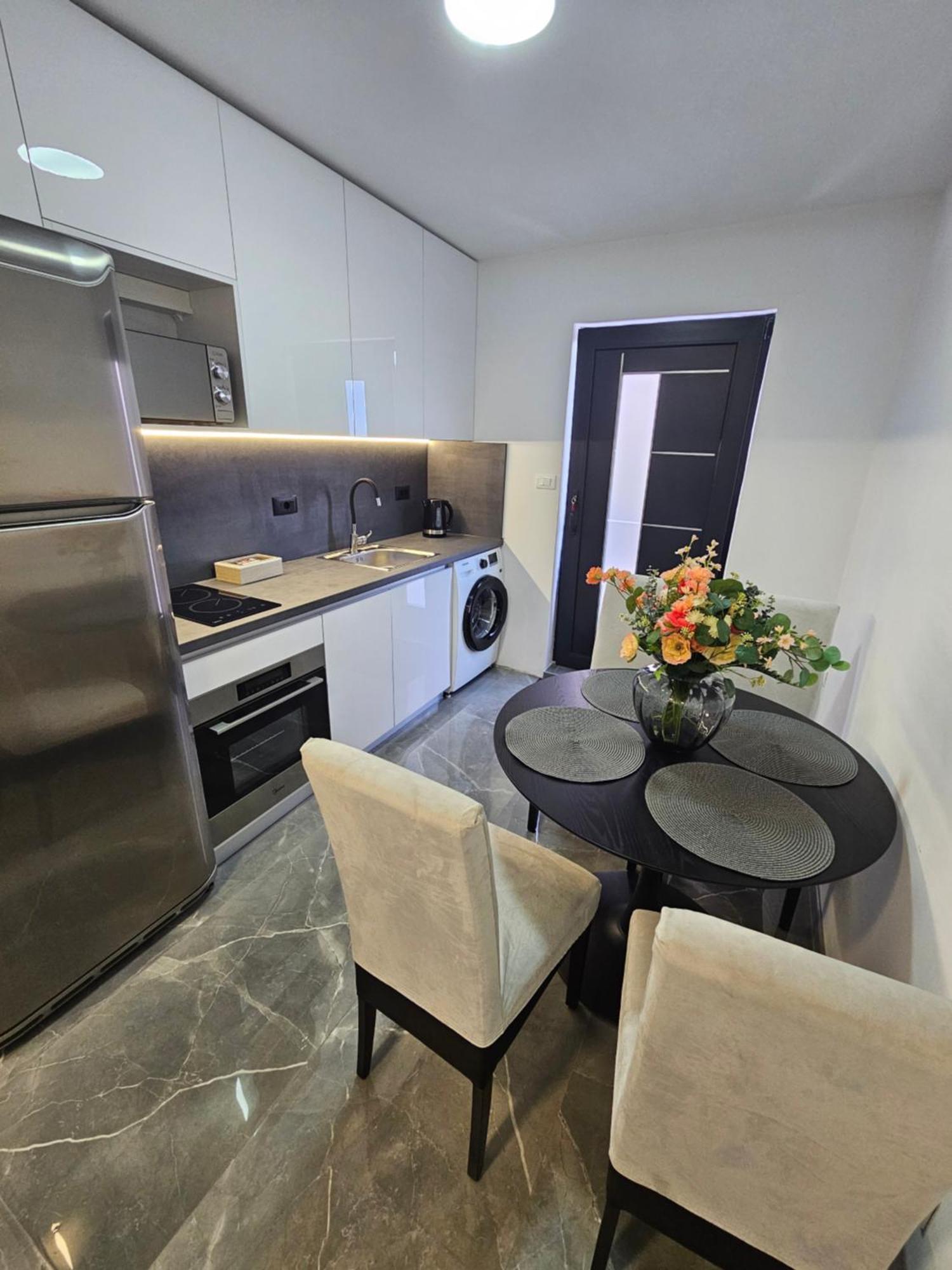 Apartmani Matija Makarska Exterior photo