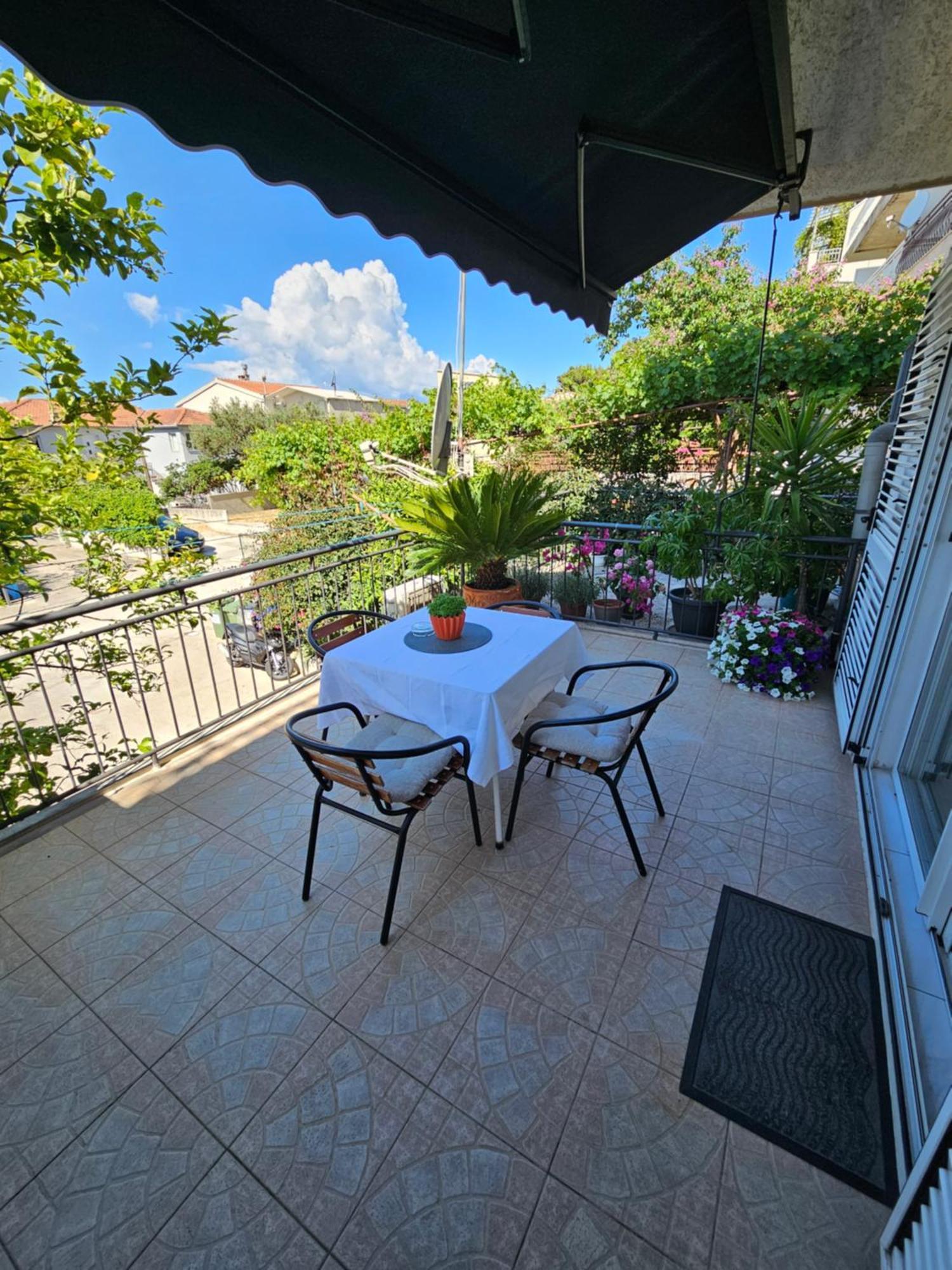 Apartmani Matija Makarska Exterior photo